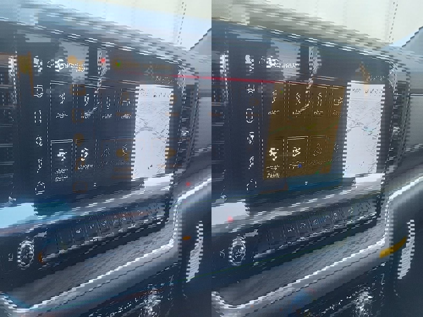 New 2026 GMC Sierra 1500 SLT image 32