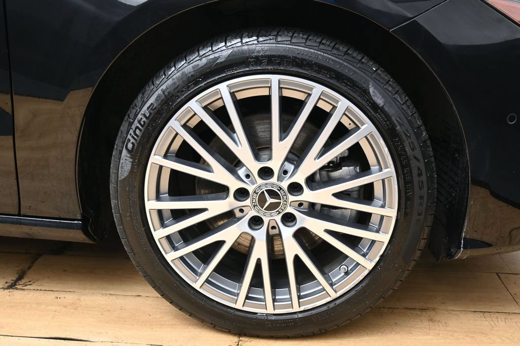 Used 2025 Mercedes-Benz CLA 250 4MATIC image 13