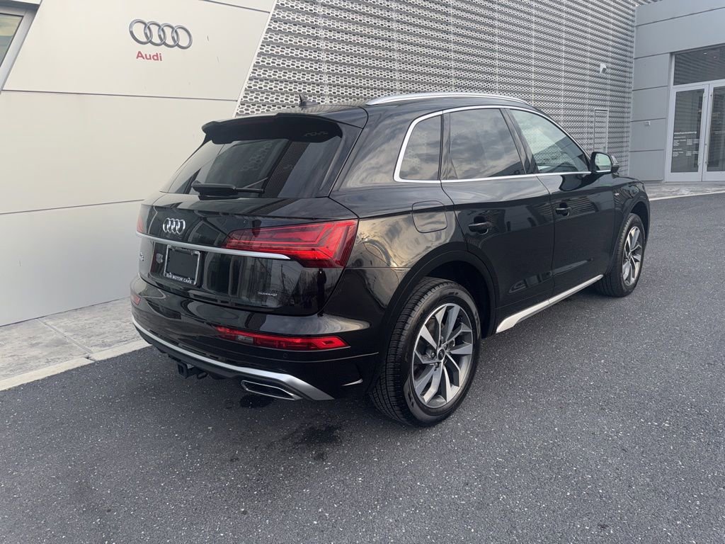 Certified 2025 Audi Q5 2.0T Premium Plus w/ Premium Plus Package image 11
