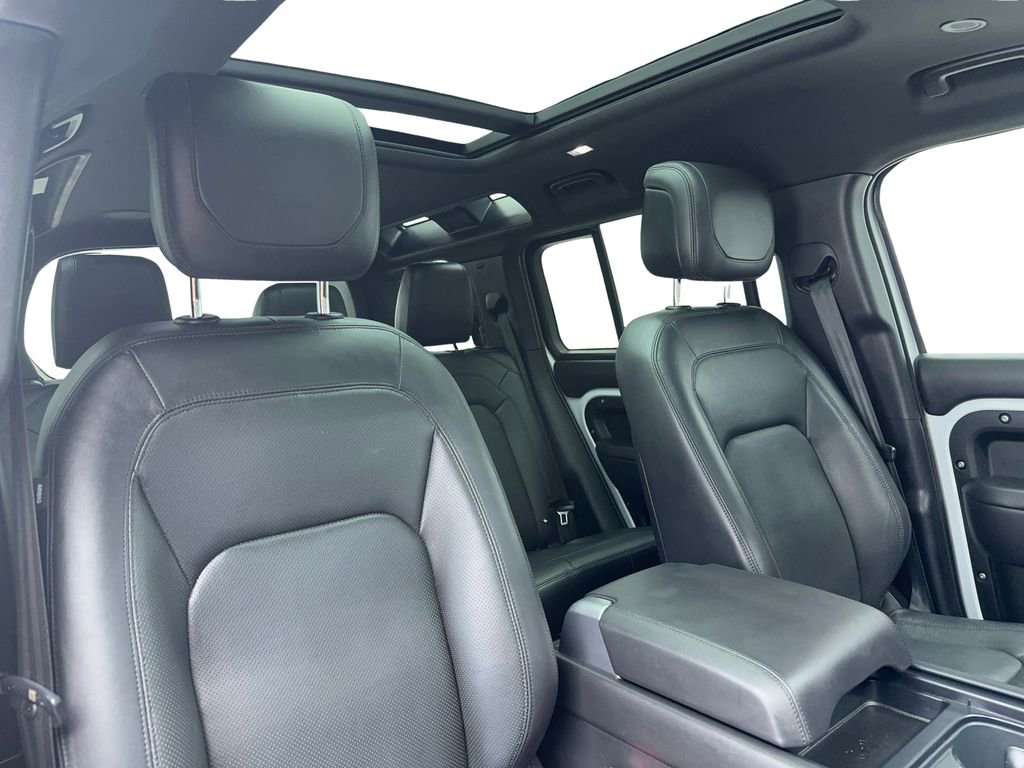 Used 2023 Land Rover Defender 110 V8 image 49