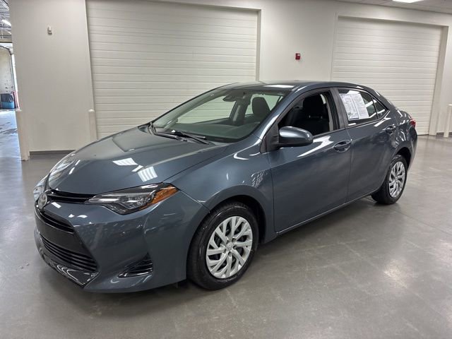 Used 2017 Toyota Corolla LE w/ Carpet Mat Package (TMS) FWD image 3
