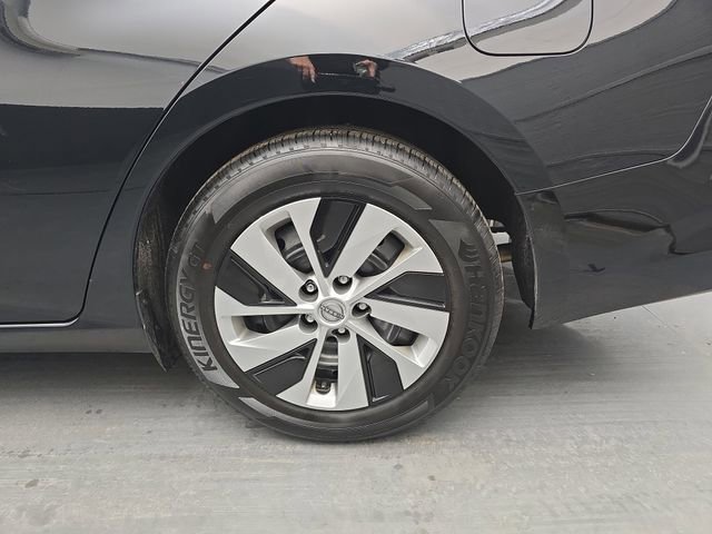 Used 2025 Nissan Altima 2.5 S image 16