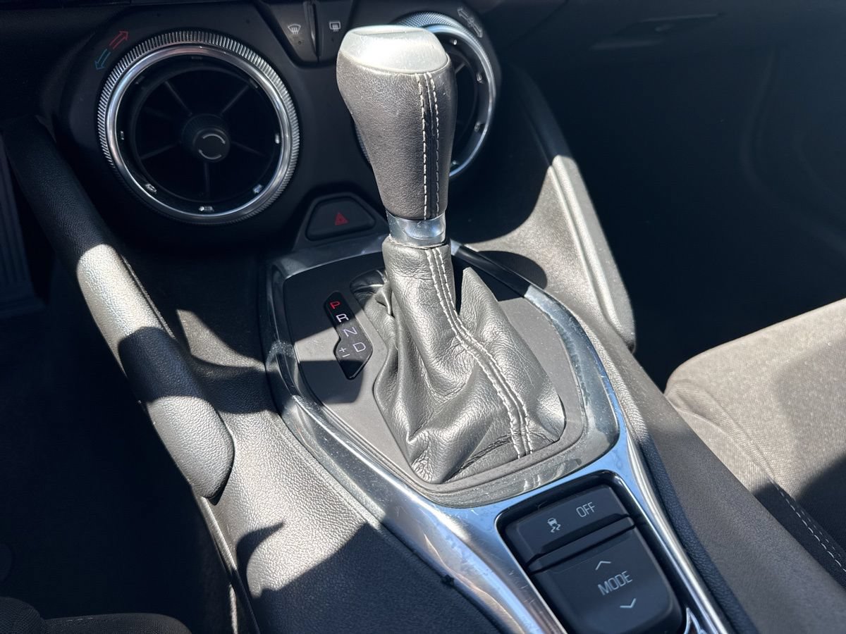 Used 2023 Chevrolet Camaro LT RWD image 27