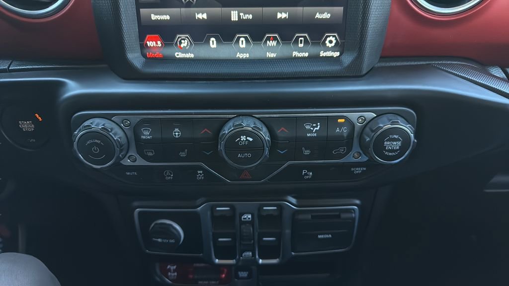 Used 2020 Jeep Wrangler Unlimited Rubicon AWD/4WD image 14