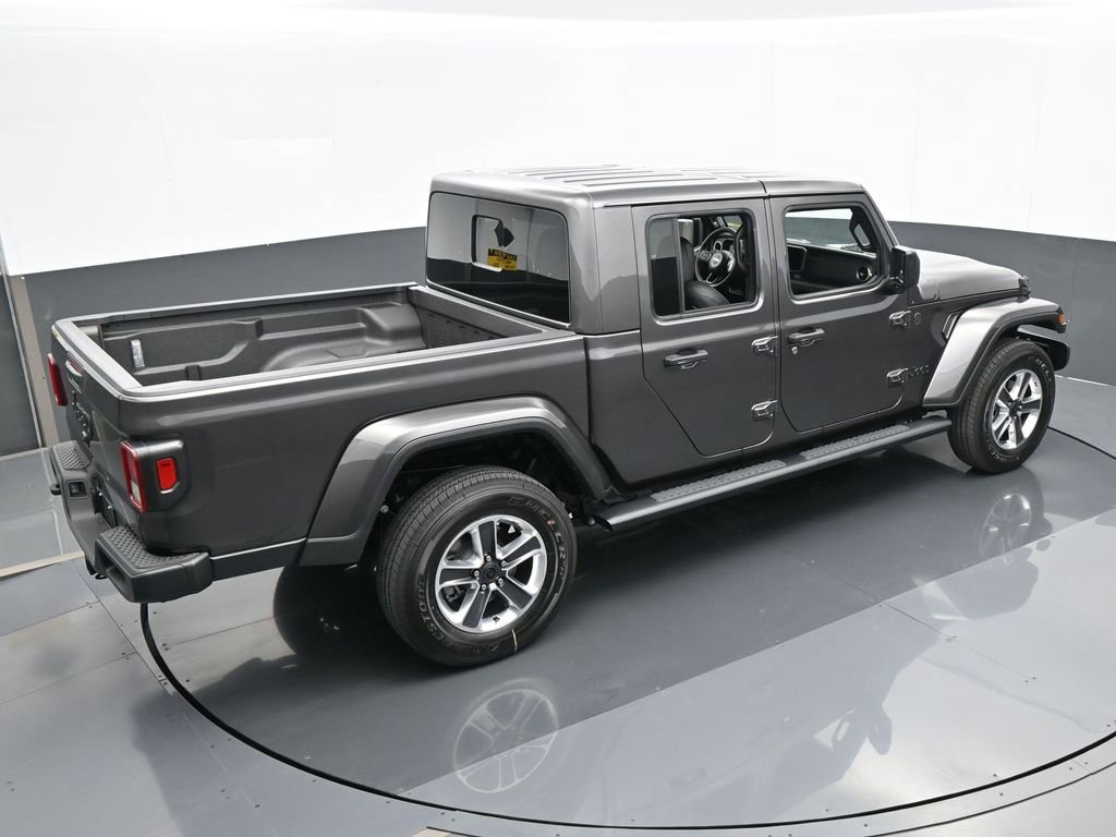 Used 2024 Jeep Gladiator Sport w/ Premium Package image 53