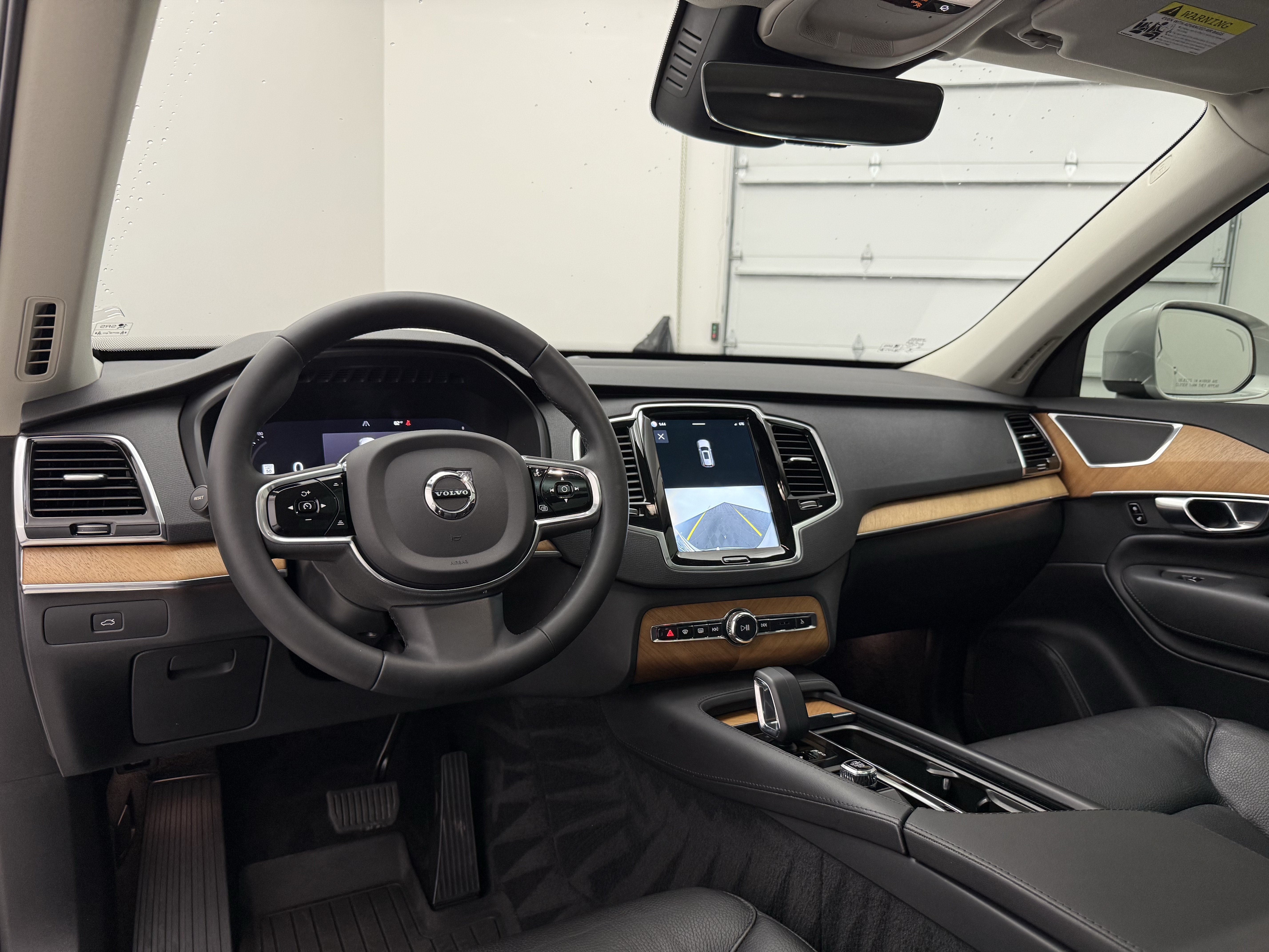 Certified 2023 Volvo XC90 B6 Plus w/ Protection Package Premier AWD/4WD image 23