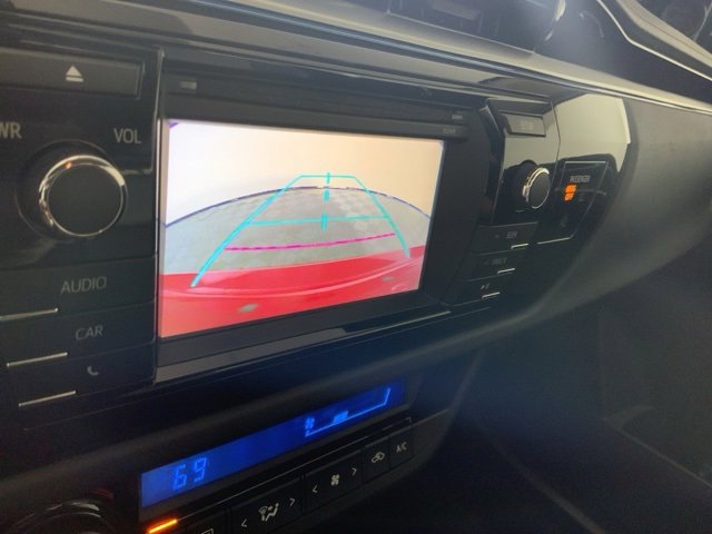 Used 2015 Toyota Corolla S image 21