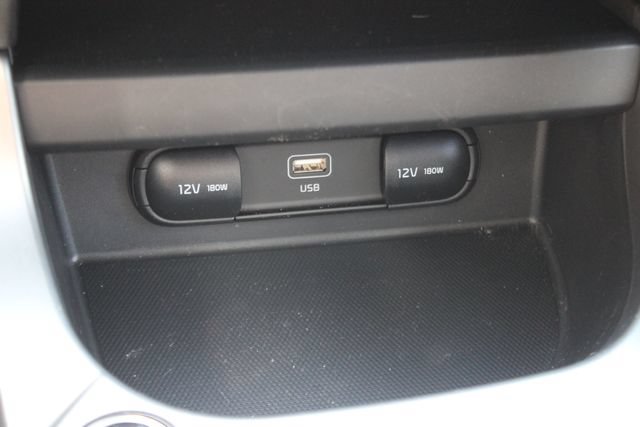 Used 2025 Kia Seltos LX AWD/4WD image 8