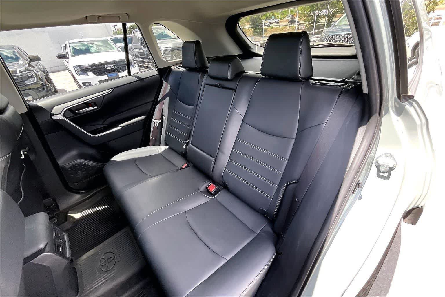 Used 2024 Toyota RAV4 XLE Premium AWD/4WD image 29