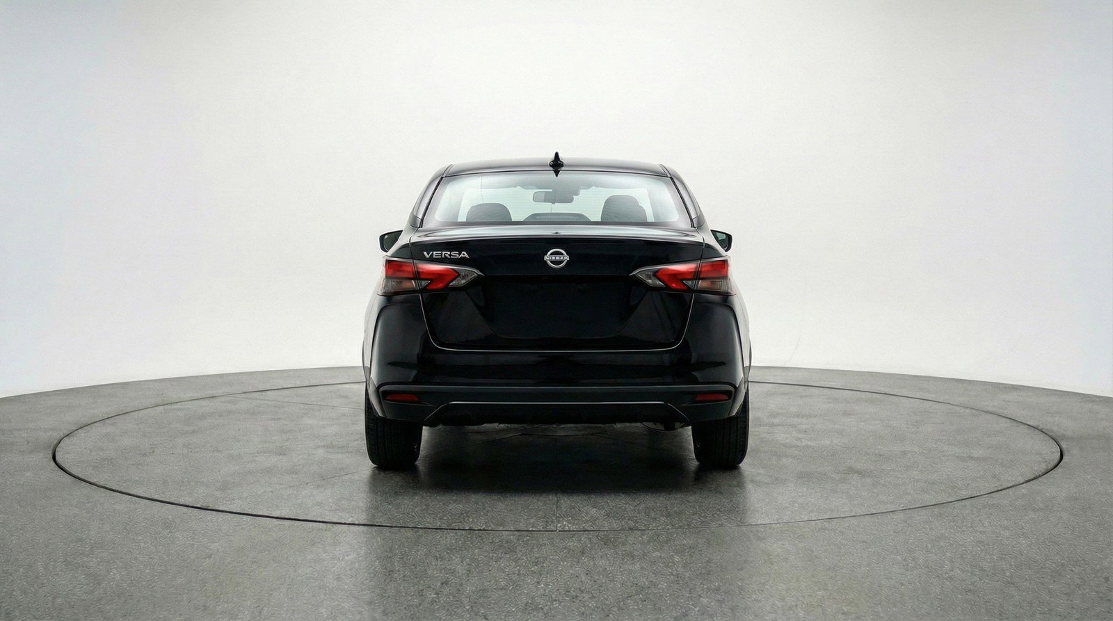 Used 2025 Nissan Versa SV FWD image 7