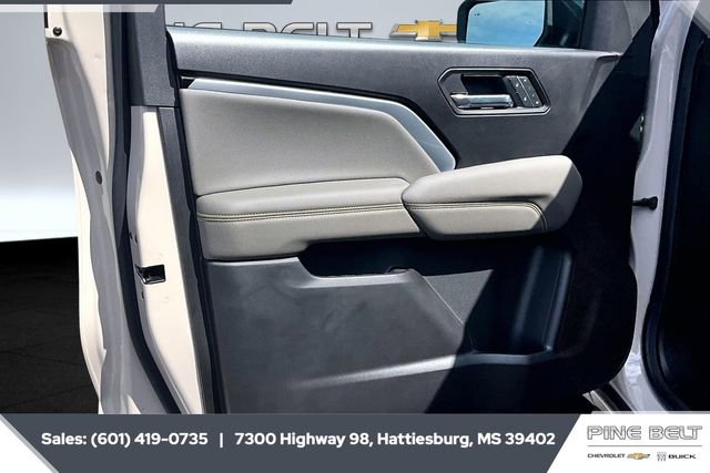New 2026 Chevrolet Colorado ZR2 w/ Off-Road Front Bumper Package image 18