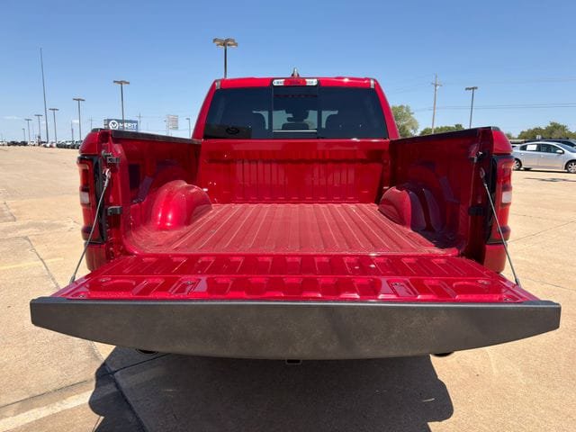 New 2026 RAM 1500 Express AWD/4WD image 23
