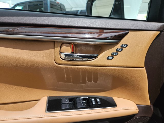 Used 2017 Lexus ES 350 w/ Premium Package FWD image 23