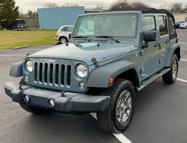 Used 2015 Jeep Wrangler Unlimited Rubicon w/ Connectivity Group image 14