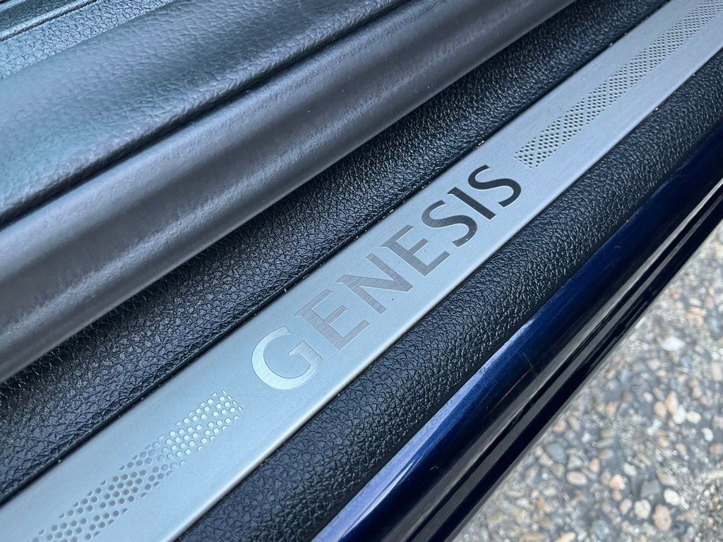 Used 2022 Genesis GV70 3.5T Sport w/ Sport Advanced Package AWD/4WD image 34