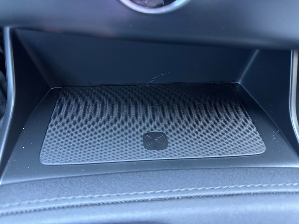 Used 2025 Volvo XC90 B5 Plus image 17