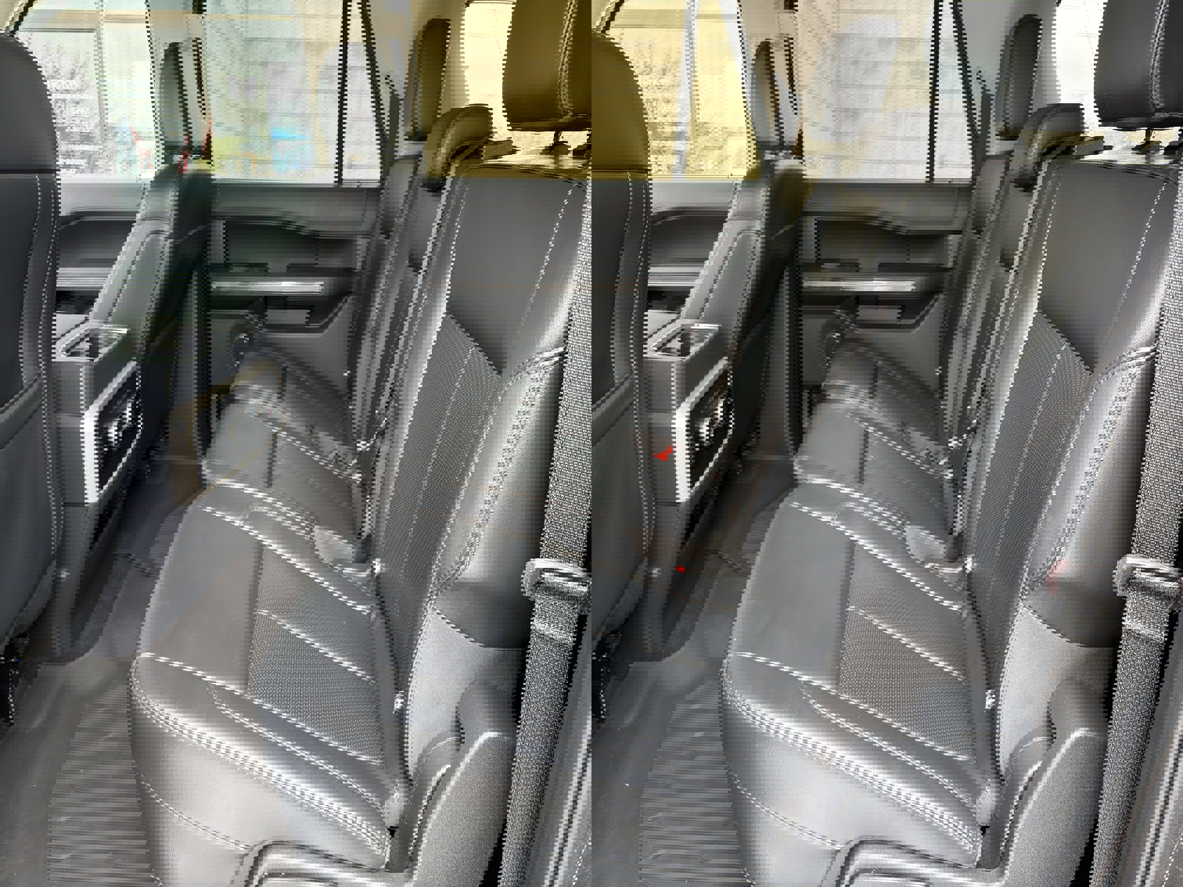 Used 2023 Ford Expedition Max XLT image 28