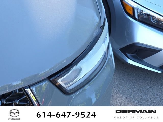 Used 2023 Chrysler Pacifica Touring-L AWD/4WD image 12