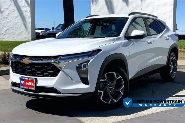 New 2025 Chevrolet Trax LT w/ Driver Confidence Package FWD image 1