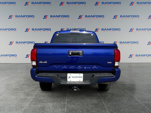 Used 2023 Toyota Tacoma SR5 w/ Technology Package image 4