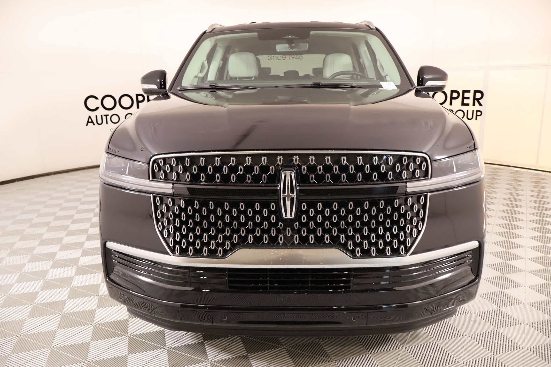 New 2026 Lincoln Navigator Premiere image 10