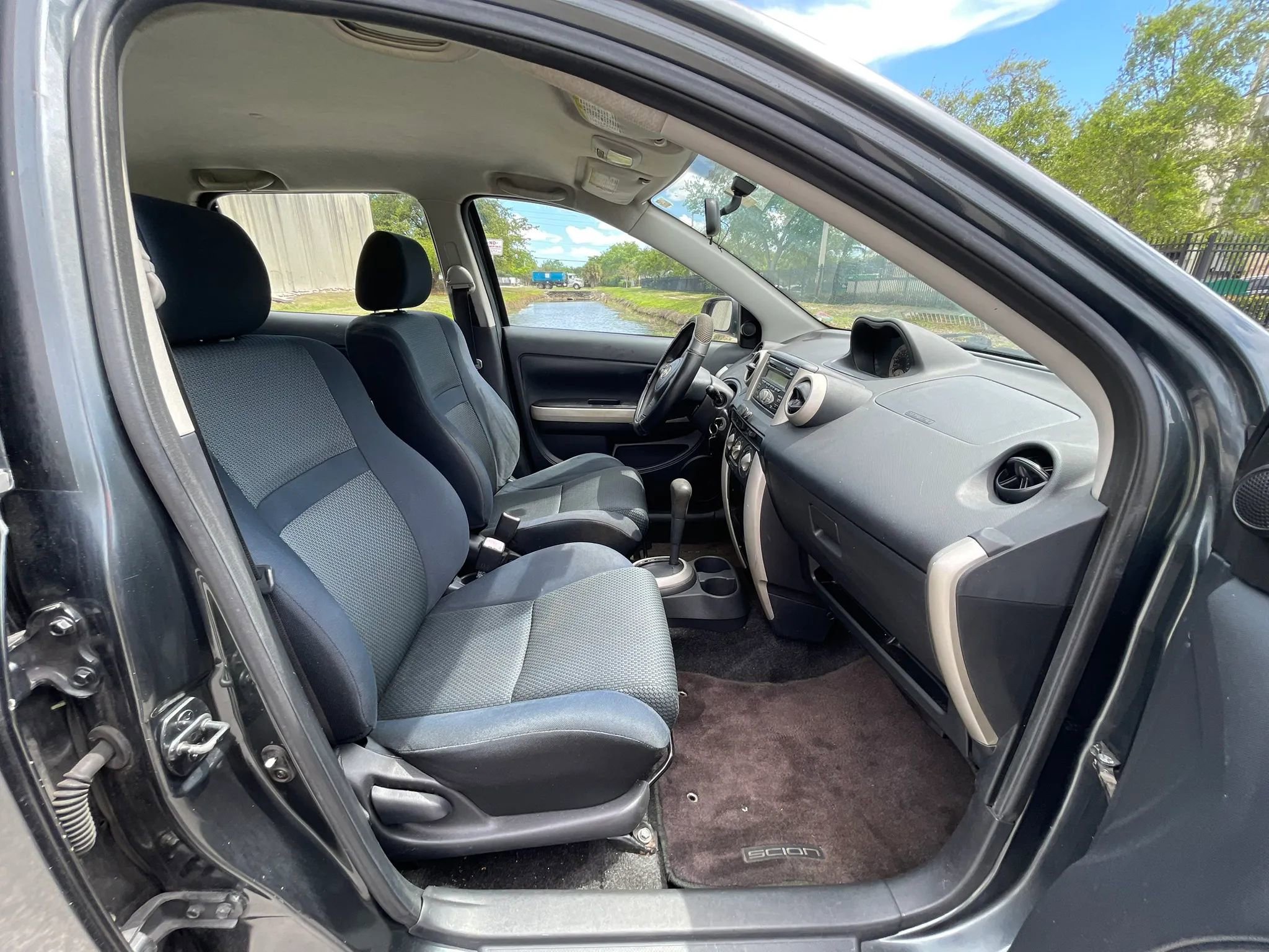 Used 2006 Scion xA FWD image 20