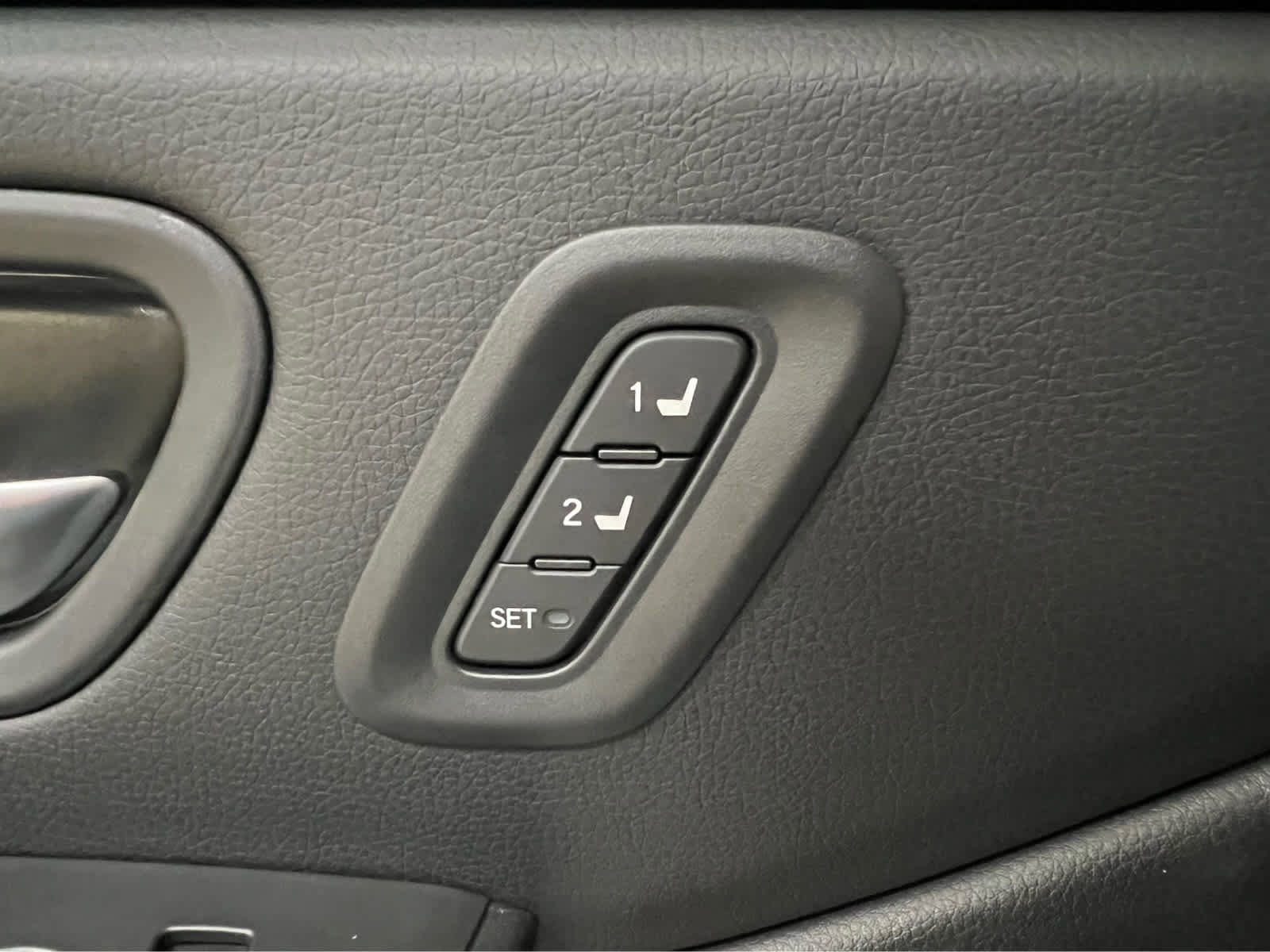 New 2025 Honda Pilot Touring image 17