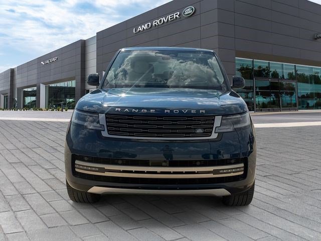 Used 2024 Land Rover Range Rover SE AWD/4WD image 8