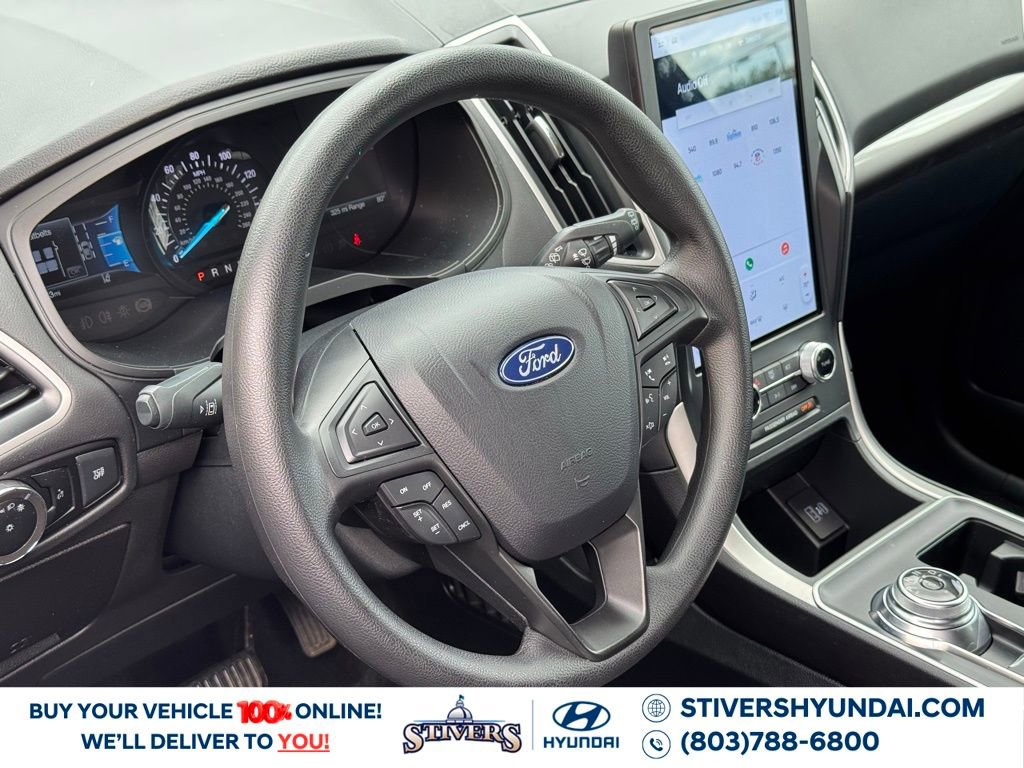 Used 2024 Ford Edge SE image 18