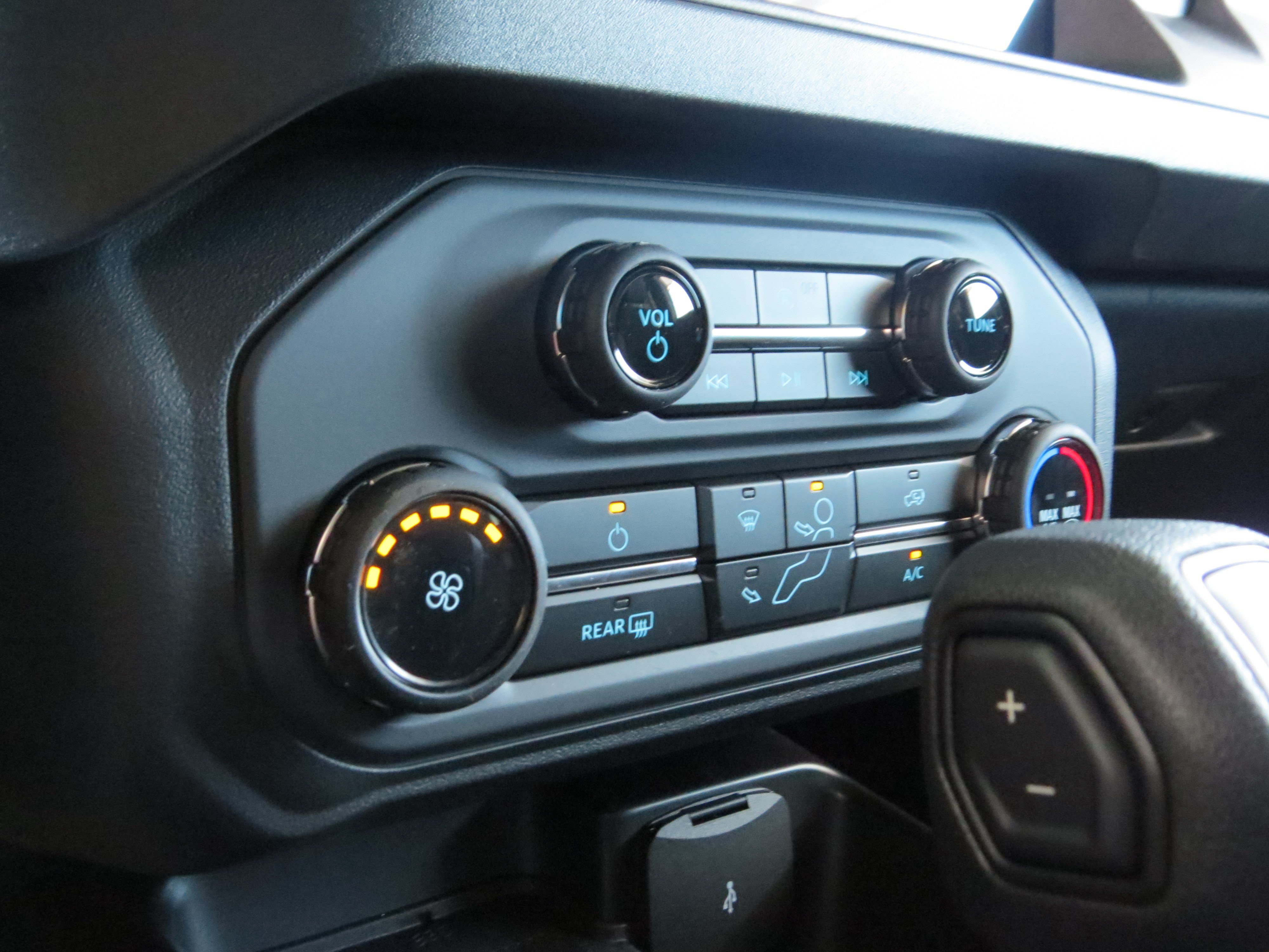 New 2026 Ford Bronco Big Bend AWD/4WD image 17