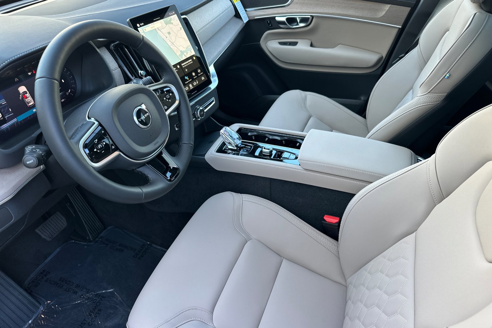 New 2026 Volvo XC90 B5 Core image 8