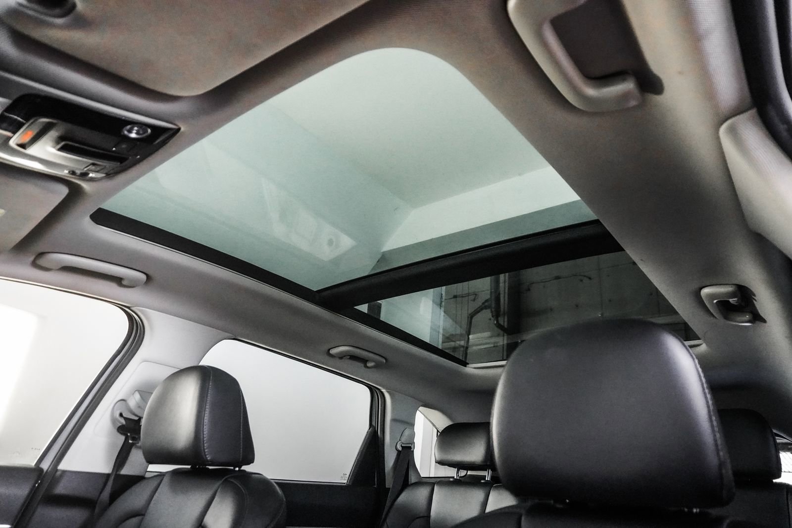 Used 2022 Kia Sorento SX image 55