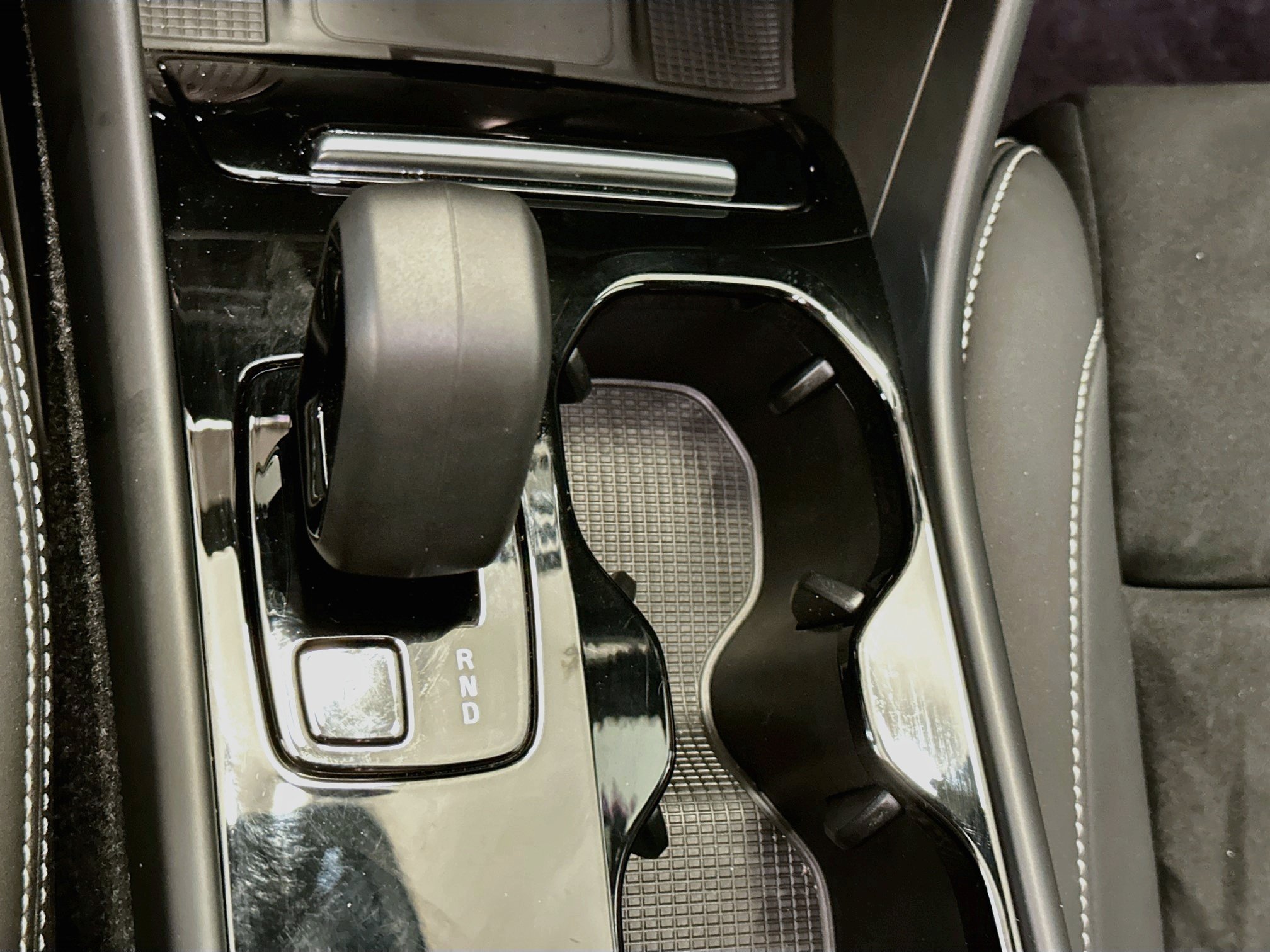 Used 2023 Volvo XC40 Recharge Ultimate AWD/4WD image 25