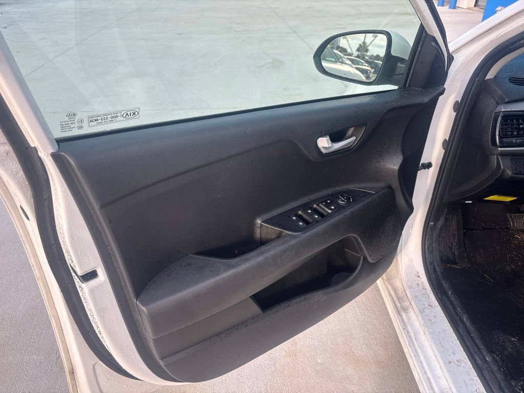 Used 2021 Kia Rio LX FWD image 5