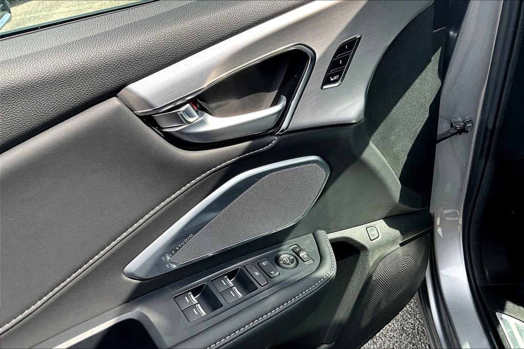 New 2025 Acura RDX w/ Technology Package image 22