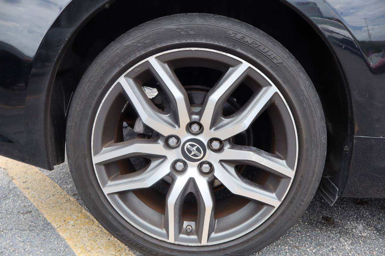 Used 2016 Scion tC FWD image 26