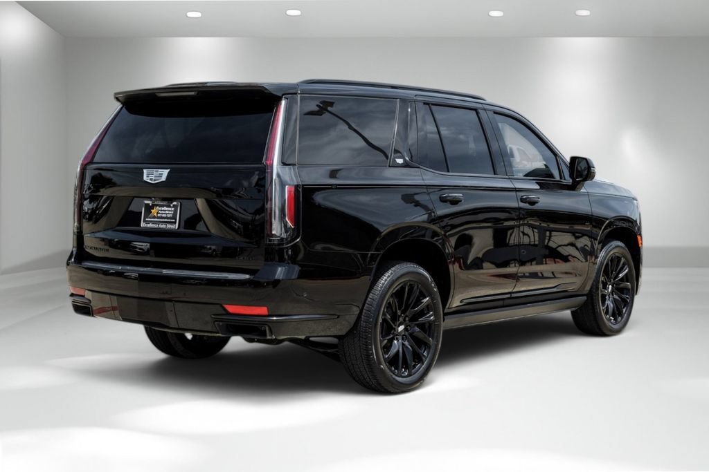 Used 2021 Cadillac Escalade Sport Platinum w/ LPO, ONYX Package AWD/4WD image 7