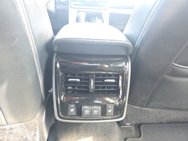 Used 2019 Toyota Avalon Touring w/ Carpet Mat Package FWD image 31