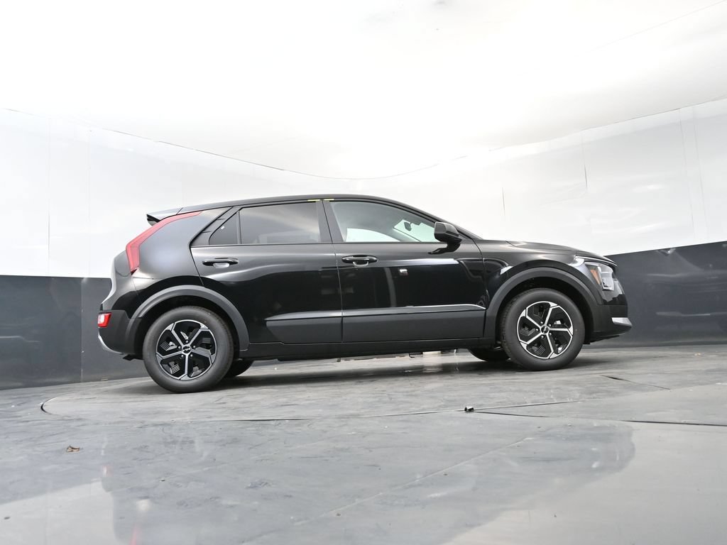 New 2026 Kia Niro LX FWD image 17