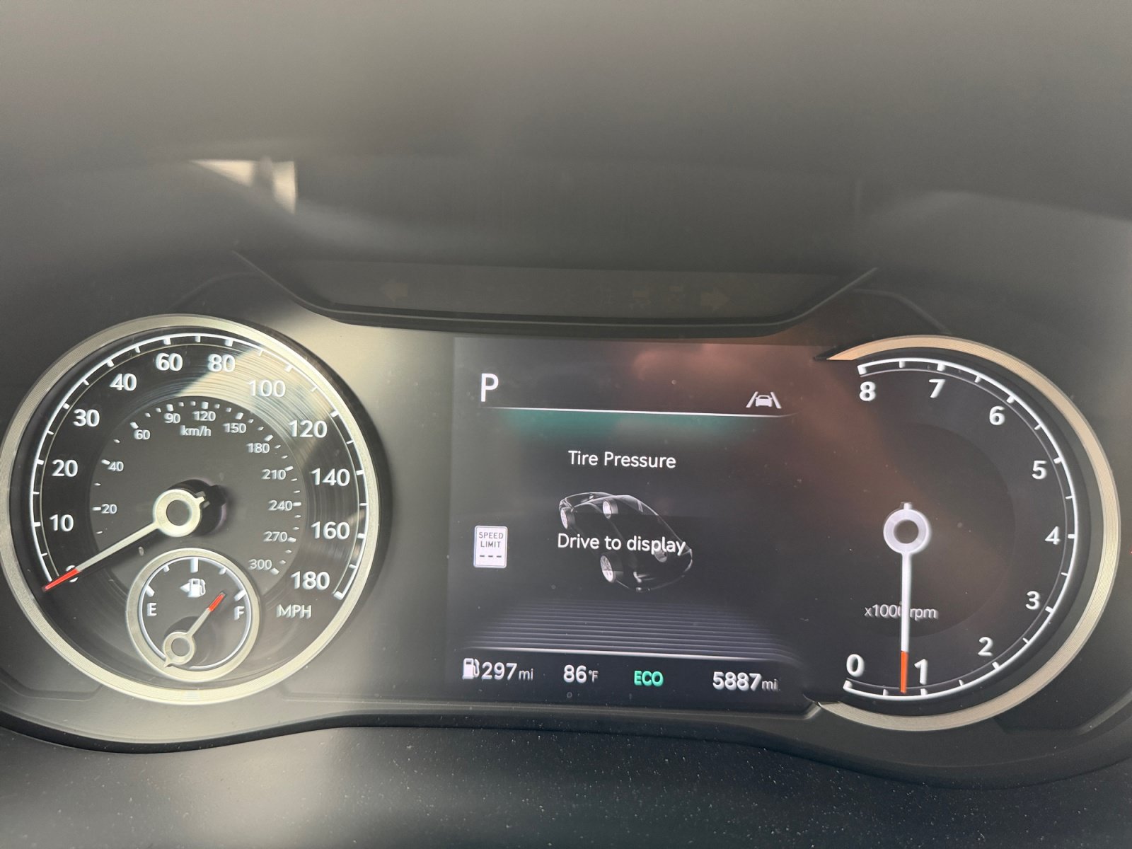 Used 2026 Genesis G70 2.5T AWD/4WD image 23