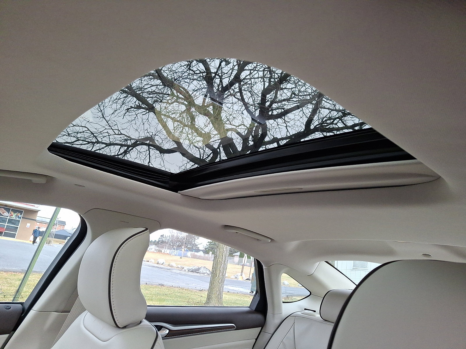 Used 2018 Ford Fusion Energi Platinum image 14