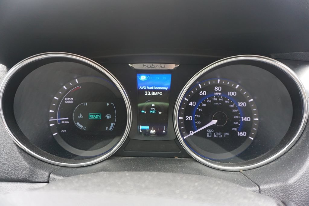 Used 2014 Hyundai Sonata Hybrid FWD image 6