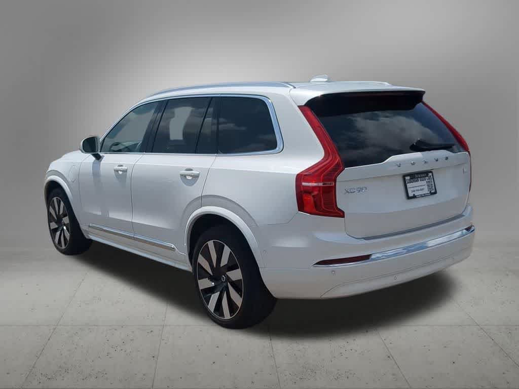 Certified 2024 Volvo XC90 T8 Plus w/ Protection Package Premier AWD/4WD image 4