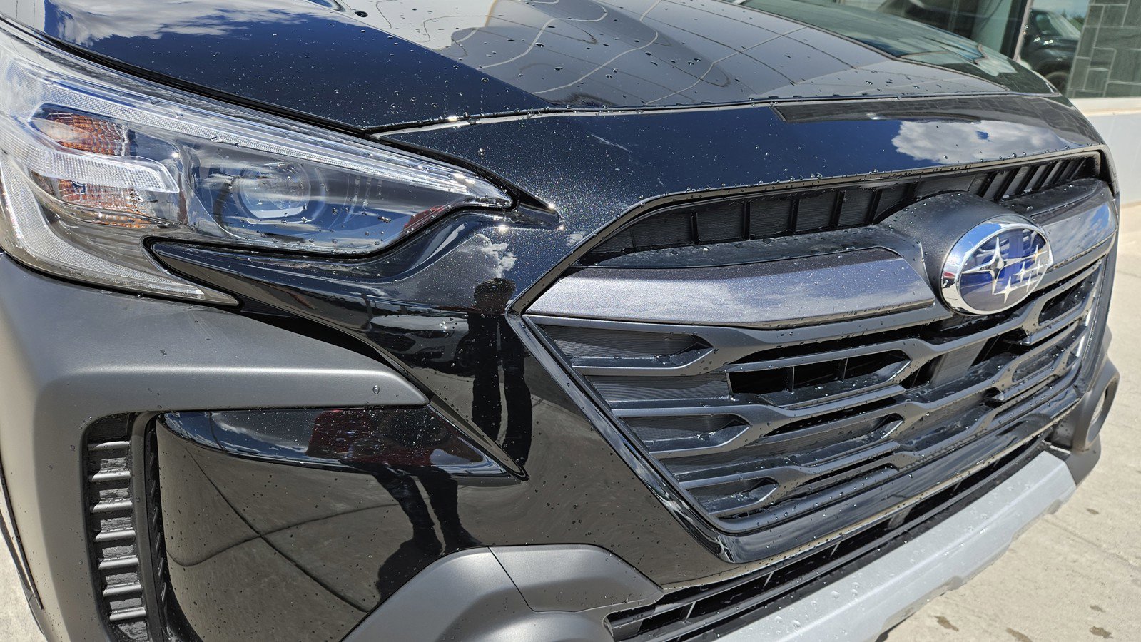 New 2025 Subaru Outback Limited image 3