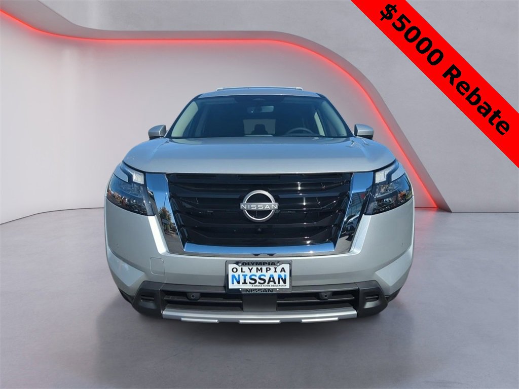 New 2025 Nissan Pathfinder SL w/ Cargo Package image 8