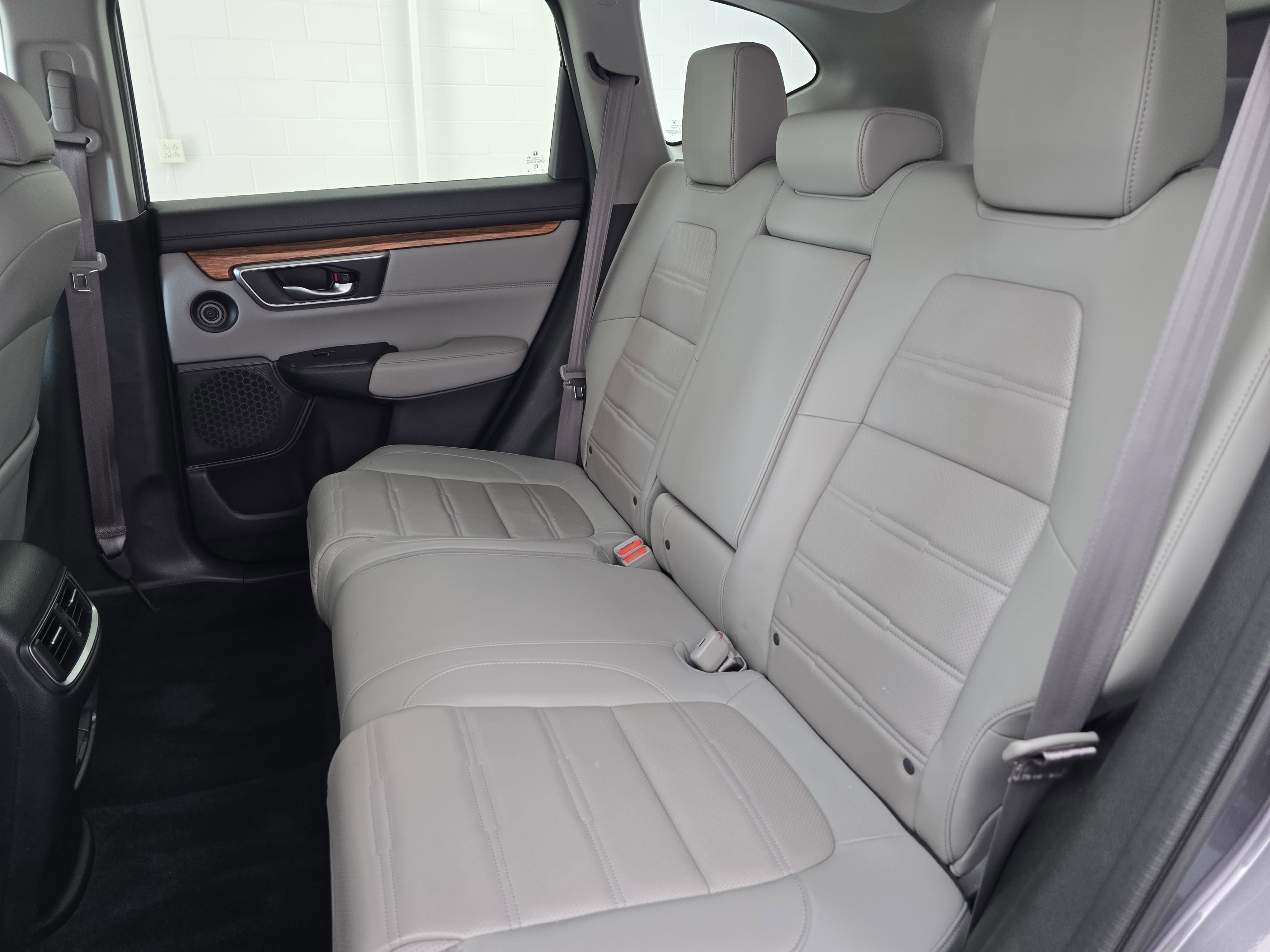 Used 2020 Honda CR-V Touring image 14