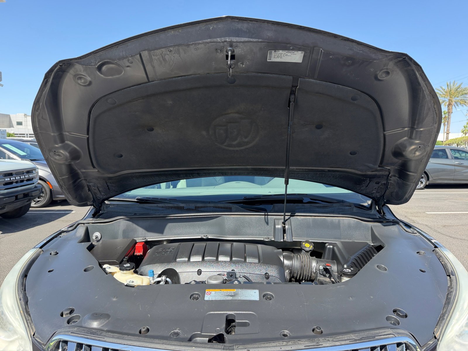 Used 2014 Buick Enclave Leather w/ LPO, Cargo Convenience Pkg FWD image 22