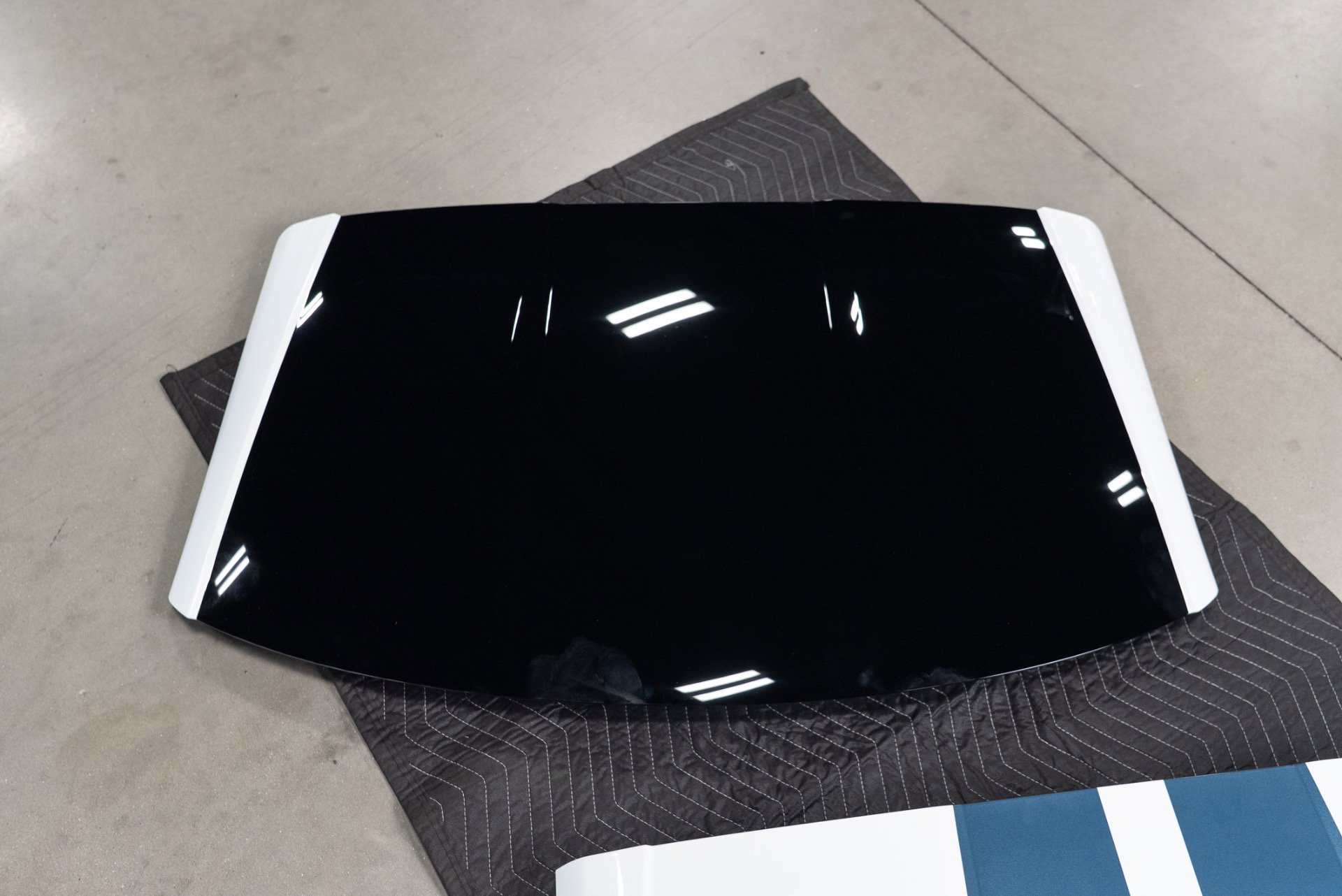 Used 2022 Chevrolet Corvette Stingray Premium Cpe w/ Z51 Performance Package image 42