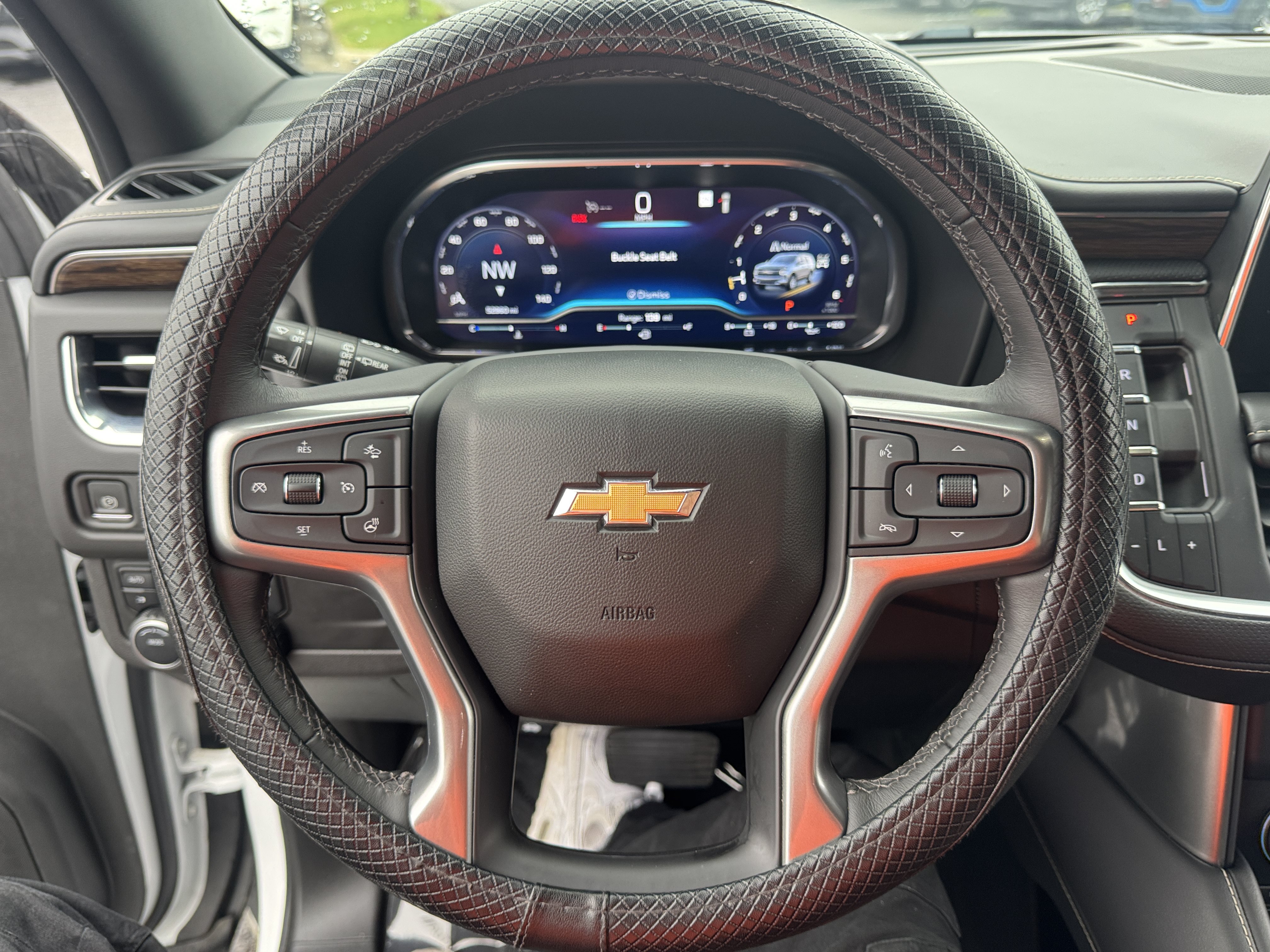 Used 2022 Chevrolet Suburban Premier AWD/4WD image 22