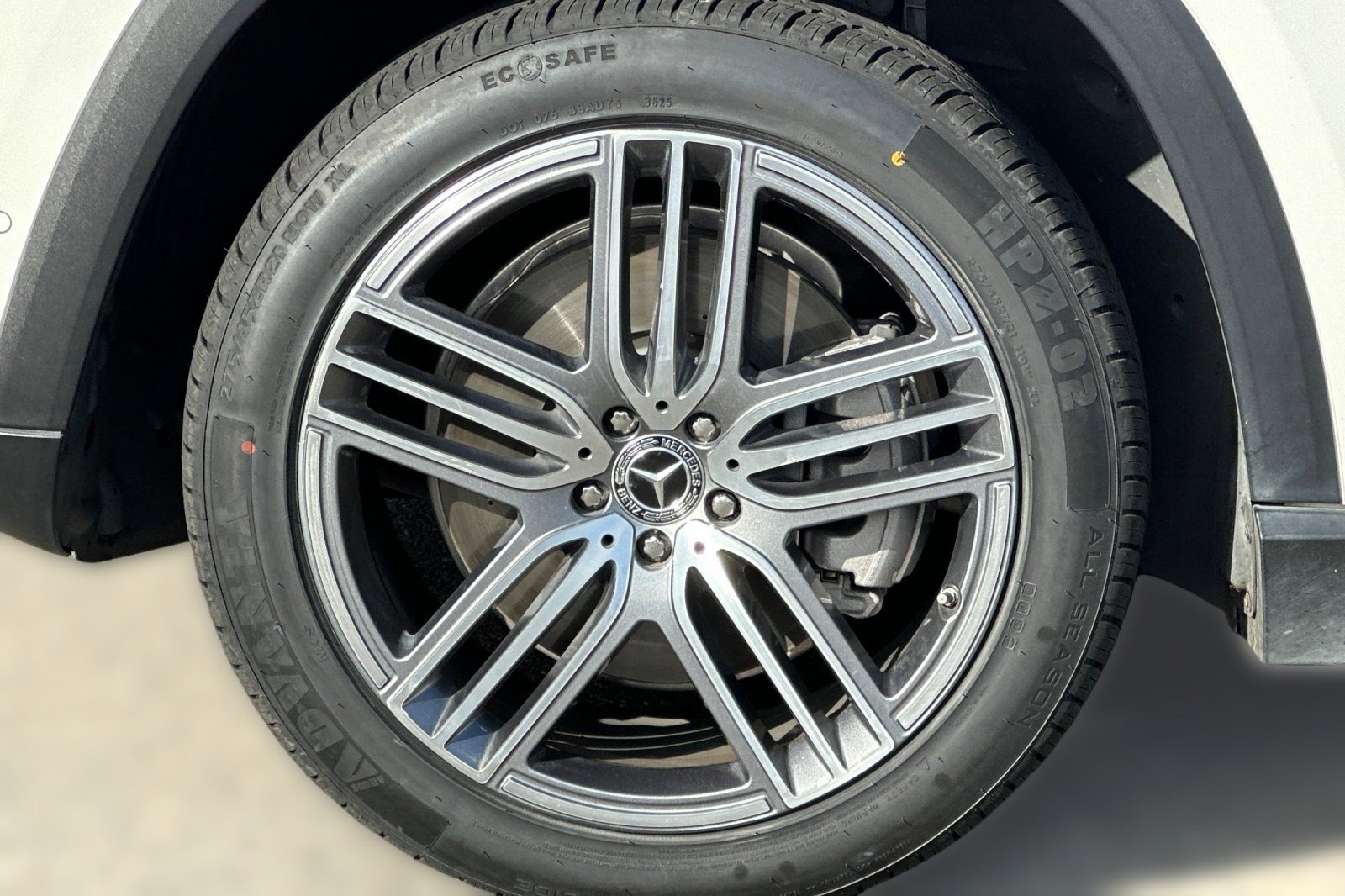 Used 2020 Mercedes-Benz GLS 450 4MATIC image 10